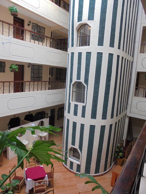 Chester Hotel นาคูรู ภายนอก รูปภาพ
